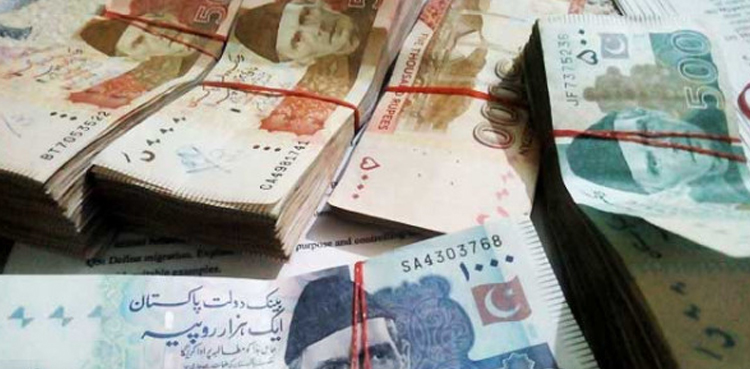 وفاقی حکومت نے قرضے لینے کے سارے ریکارڈ توڑ دیئے، مزید قرض لینے کا امکان