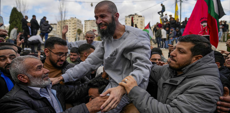 غزہ جنگ بندی : اسرائیل نے 200 فلسطینی قیدیوں کو رہا کردیا