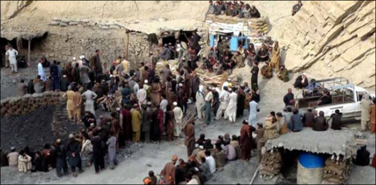 کوئلہ کان حادثہ، آج نکالے جانے والے 6 مزدوروں کی نماز جنازہ ادا