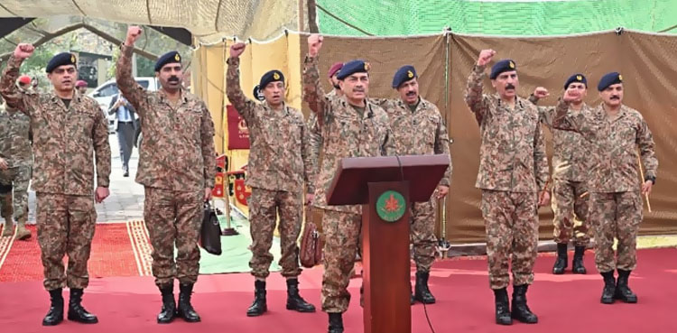 کشمیر کل بھی اور آج بھی پاکستان کا حصہ تھا اور رہے گا، سپہ سالار