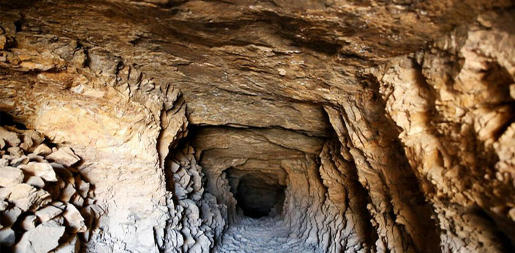 قازقستان: تانبے کی کان بیٹھنے سے 7 مزدور جان سے گئے
