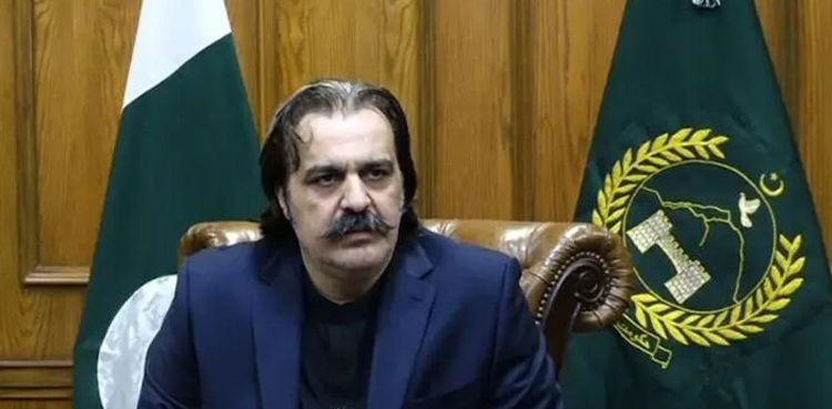 ’’وفاقی حکومت آپ کی بڑی تعریف کرتی ہے‘‘، صحافی کے سوال پر علی امین گنڈاپور کا معنی خیز جواب