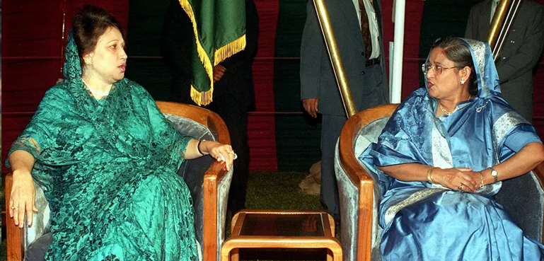 بنگلہ دیش کی سابق وزیراعظم کا ملک میں فوری الیکشن کا مطالبہ