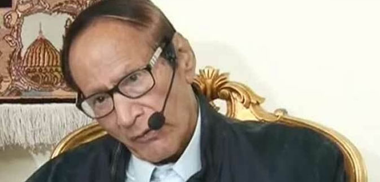 ملک میں‌ سیاسی کشیدگی ختم کرنے کے لیے چوہدری شجاعت میدان میں آ گئے