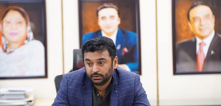 حیدرآباد کیلیے فنڈز نہیں، میئر کے دورہ امریکا کے اخراجات منظور، ہنگامہ خیز اجلاس کی ویڈیو رپورٹ