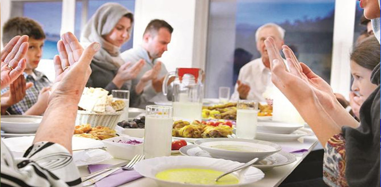 رمضان المبارک میں خواتین کی اضافی ذمہ داریاں