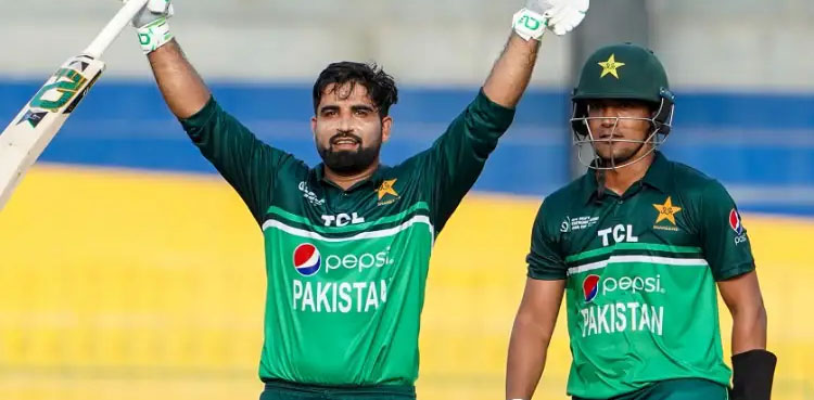 ’طیب طاہر کو اوپر کے نمبر پر کھلانا چاہیے‘