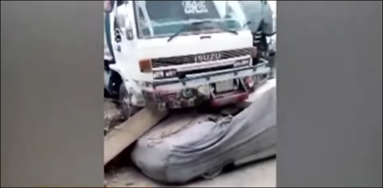 ایک اور ٹینکر حادثہ، کے ڈی اے فلیٹس کی دیوار توڑ کر گھس گیا