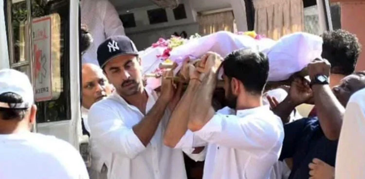 معروف بھارتی اداکار 83 برس کی عمر میں چل بسے