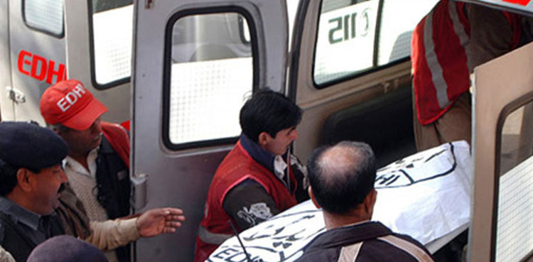 کراچی میں ٹریفک حادثات : خاتون سمیت 5 افراد جاں بحق