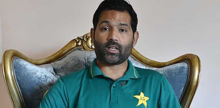 اسد شفیق نے حسیب اللہ کے ٹیم سے باہر ہونے کی وجہ بتادی