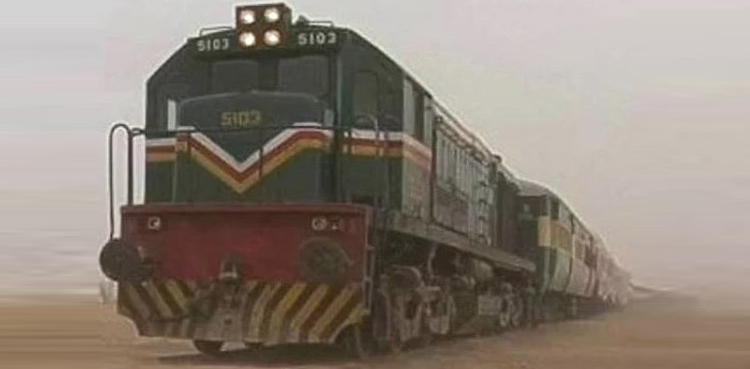 قیامت کا منظر دیکھا،  جعفر ایکسپریس حملے کے عینی شاہدین نے آنکھوں دیکھا حال بتادیا