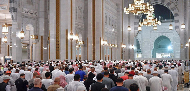 ویڈیوز: مسجد الحرام کی تیسری توسیع کا بڑا حصہ نماز کے لیے کھول دیا گیا