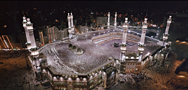 رمضان المبارک کا پہلا عشرہ: مسجد الحرام میں ریکارڈ ڈھائی کروڑ زائرین کی آمد