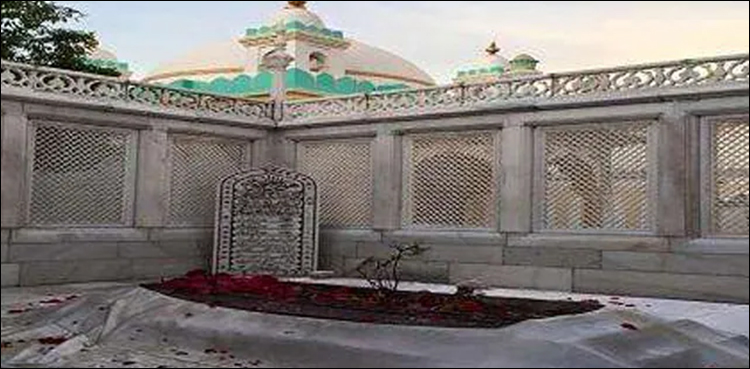 بھارت میں انتہا پسندی، مغل شہنشاہ اورنگزیب کے مقبرے پر فوج تعینات کر دی گئی