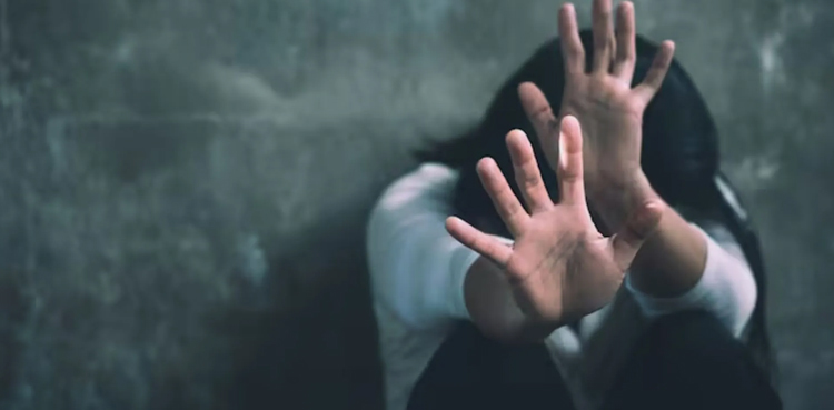فیصل آباد: 17 سالہ گھریلو ملازمہ مبینہ اجتماعی زیادتی کے باعث حاملہ