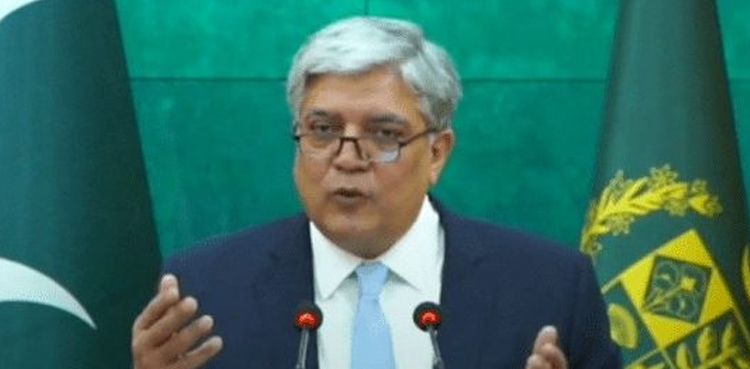 پاکستان نے مقامی صحافیوں کے اسرائیل جانے کی اطلاعات کا نوٹس لے لیا