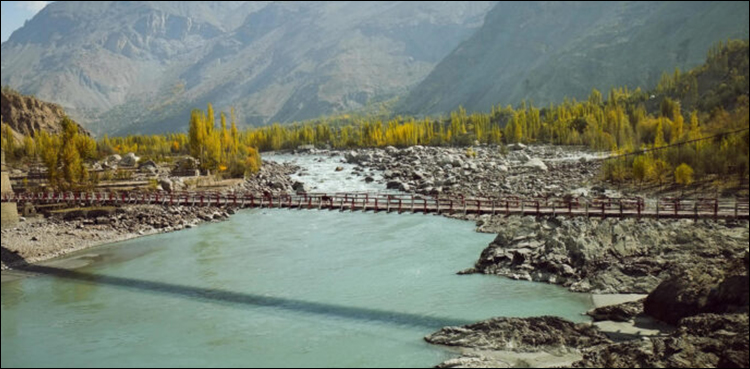 کینالز کے معاملے پر سندھی قوم پرستوں کے بیانیے نے پیپلز پارٹی کو چکرا کر رکھ دیا