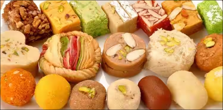 عید پر غیر معیاری مٹھائی یا ہوٹل کے کھانوں کی شکایت اس واٹس ایپ نمبر پر کریں