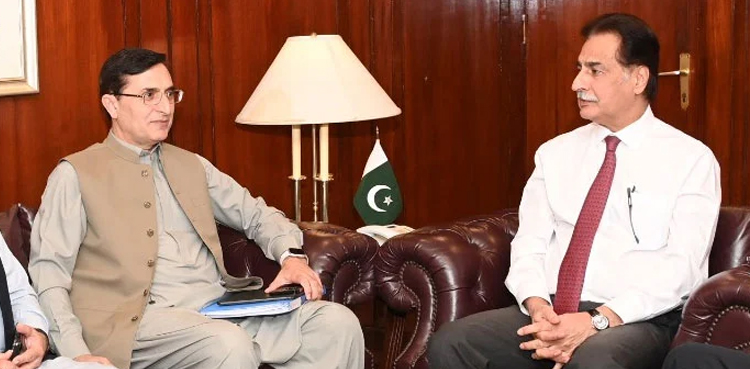 امریکی کانگریس وفد کے ڈنر کی دعوت، ایاز صادق نے بیرسٹر گوہر کا مؤقف جھٹلا دیا