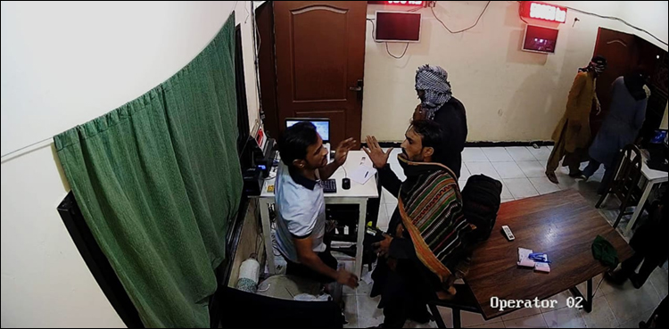 تھانیدار گروہ کی ڈکیتی کی فوٹیج سامنے آ گئی