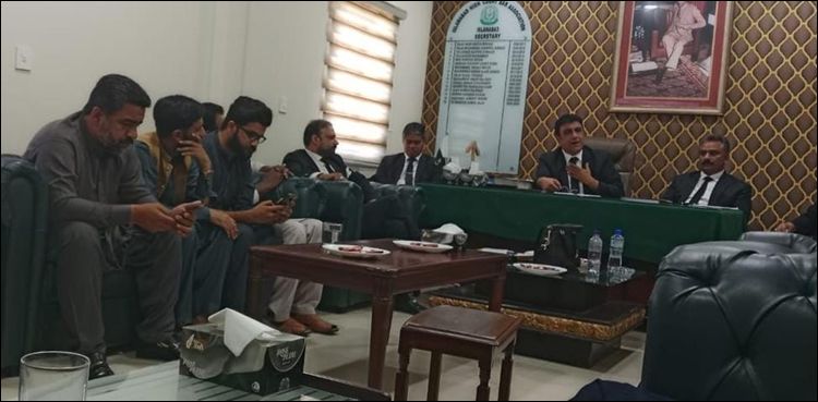 وکلا برادری اور میڈیا کے درمیان روابط کو مضبوط بنانے کے لیے اہم پیش رفت