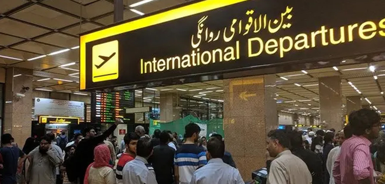 سال رواں کے ابتدائی 3 ماہ میں ایک لاکھ 72 ہزار سے زائد پاکستانی بیرون ملک چلے گئے