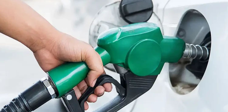 پیٹرول سستا ہوگا یا مہنگا؟ بڑی خبر آگئی