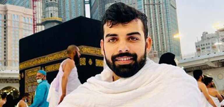 شاداب خان نے خانہ کعبہ کو دیکھ پہلی دعا کیا کی؟ آل راؤنڈر کا انکشاف