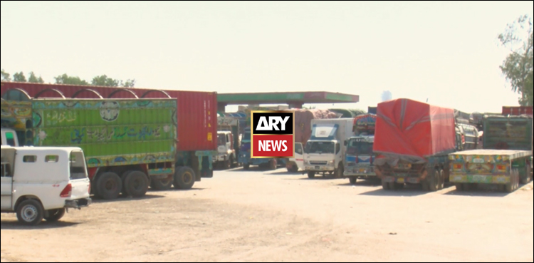 کینالز کی تعمیر کے خلاف سکھر میں وکلا کے دھرنے کا 11 واں روز، معیشت کو یومیہ کروڑوں کا نقصان