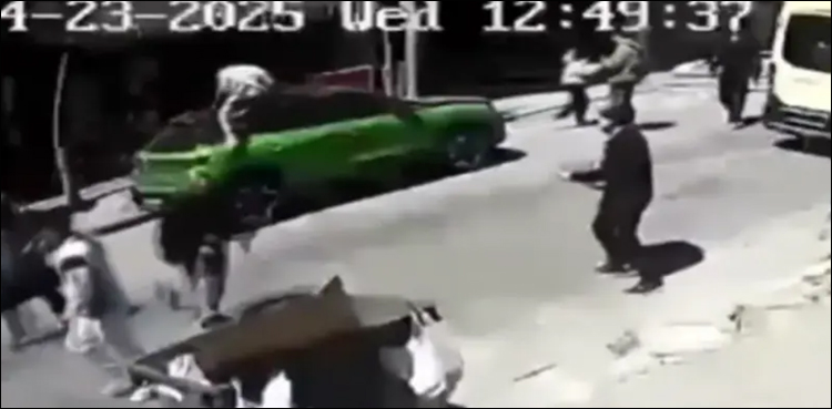ترکی میں زلزلہ، بالکونی سے ایک شخص کے چھلانگ لگانے کی ویڈیو وائرل