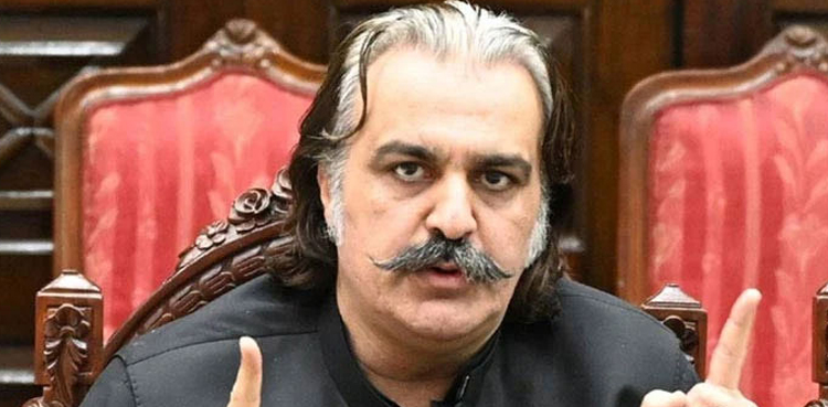 کیا بانی پی ٹی آئی نے گنڈاپور کو مستعفی ہونے کا مشورہ دیا ہے؟ ترجمان وزیر اعلیٰ کا اہم بیان