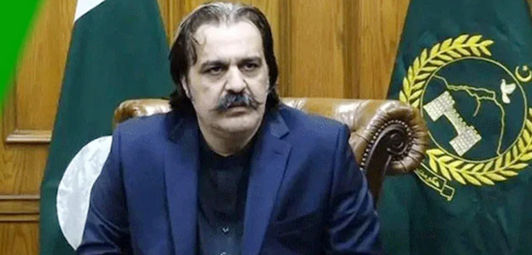 میں وزیراعلیٰ ہوں، تم میرا راستہ نہیں روک سکتے، علی امین کی اڈیالہ جیل کے باہر پولیس سے تلخ کلامی