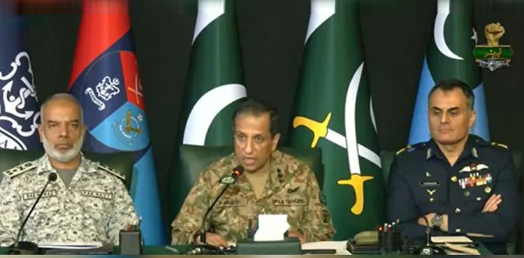 افواجِ پاکستان کے ترجمانوں کے منفرد انداز نے دنیا کو اپنا گرویدہ بنا دیا ، بھارت کو منہ توڑ جواب ٹاپ ٹرینڈ بن گیا