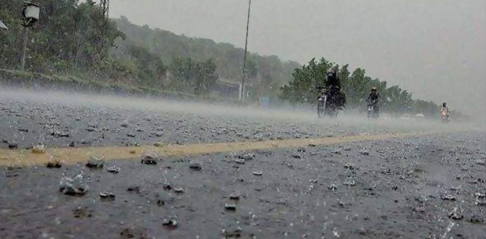 کراچی والے ہوجائیں تیار! محکمہ موسمیات کا بارش سے متعلق اہم بیان