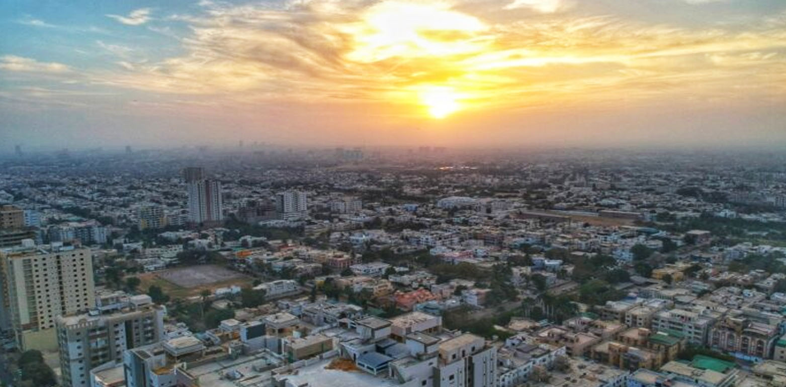 کراچی میں آج بھی موسم گرم اور خشک رہنے کا امکان