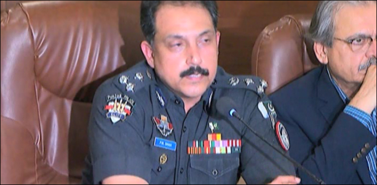 ٹریفک چالان 5 ہزار سے 5 لاکھ تک، کراچی والے ہوشیار
