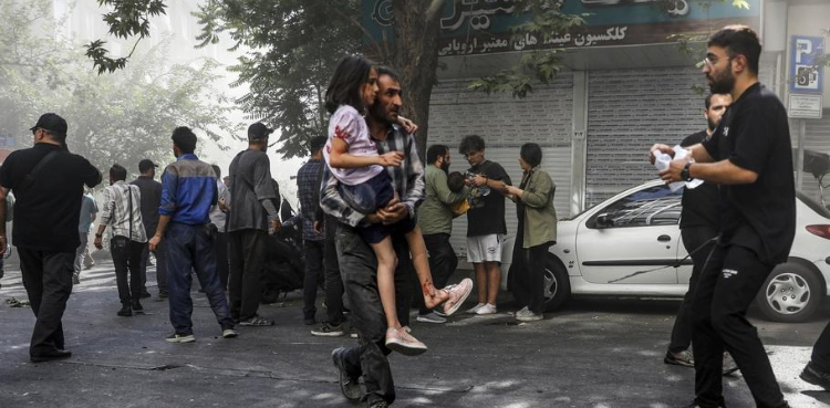 ایران میں اسرائیلی حملے سے شہادتوں کی تعداد 585 تک جا پہنچی، سینکڑوں زخمی