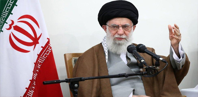 قوم کو یقین دلاتا ہوں کہ ایران کا جواب ادھورا نہیں ہوگا، آیت اللہ خامنہ ای