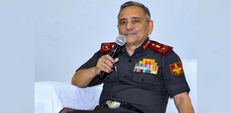 طیاروں کی تباہی کے بعد  بھارتی فوج کے جنرل انیل چوہان کا ایک اور بڑا اعتراف