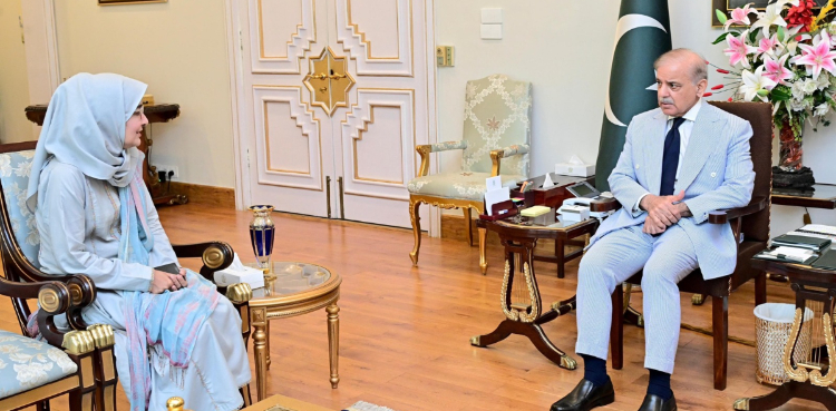 حکومت ڈاکٹر عافیہ صدیقی کے معاملے میں کسی طور غافل نہیں، وزیراعظم