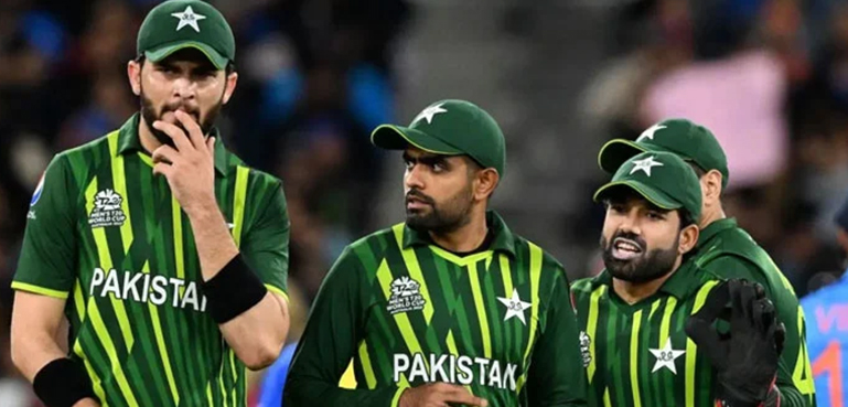 دورہ بنگلہ دیش کیلیے قومی ٹیم کی ٹریننگ شروع، بابر اعظم اور شاہین شاہ آفریدی بھی شامل