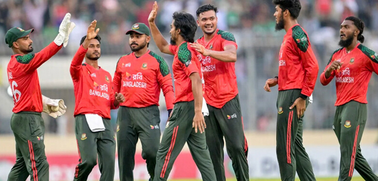 دوسرے ٹی 20 میچ میں پاکستان کو سنسنی خیز مقابلے کے بعد بنگلہ دیش سے شکست