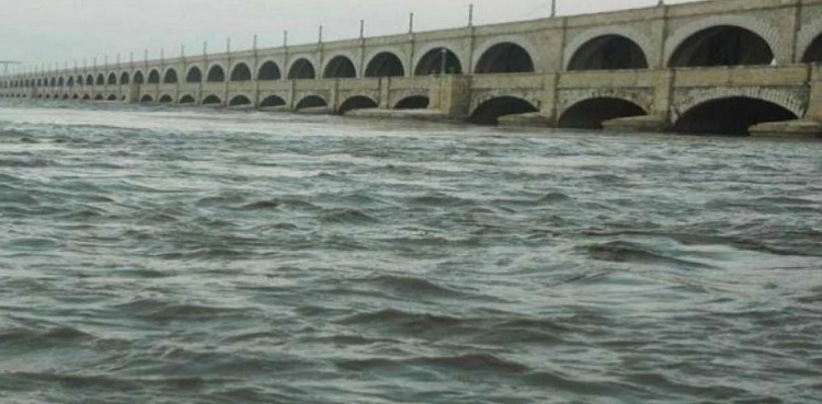 گڈو اور سکھر بیراج پر فلڈ وارننگ