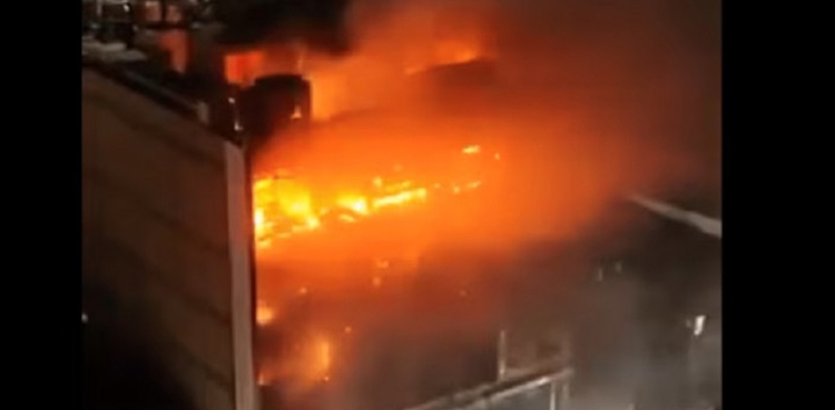 عراق کے شاپنگ مال میں خوفناک آتشزدگی، 69 افراد ہلاک
