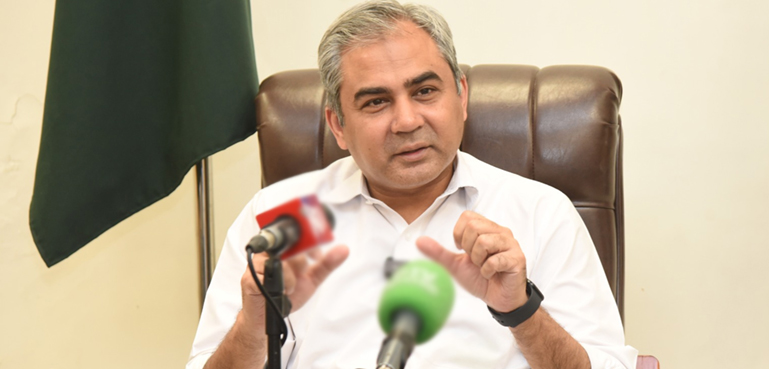 پاکستان اور بھارت میں بیک ڈور ڈپلومیسی نہیں ہو رہی، وزیر داخلہ