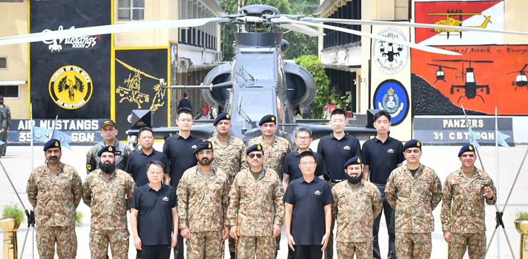 فیلڈ مارشل کا ملتان گیریژن کا دورہ، Z-10ME ہیلی کاپٹر کی شمولیت کی تقریب میں شرکت