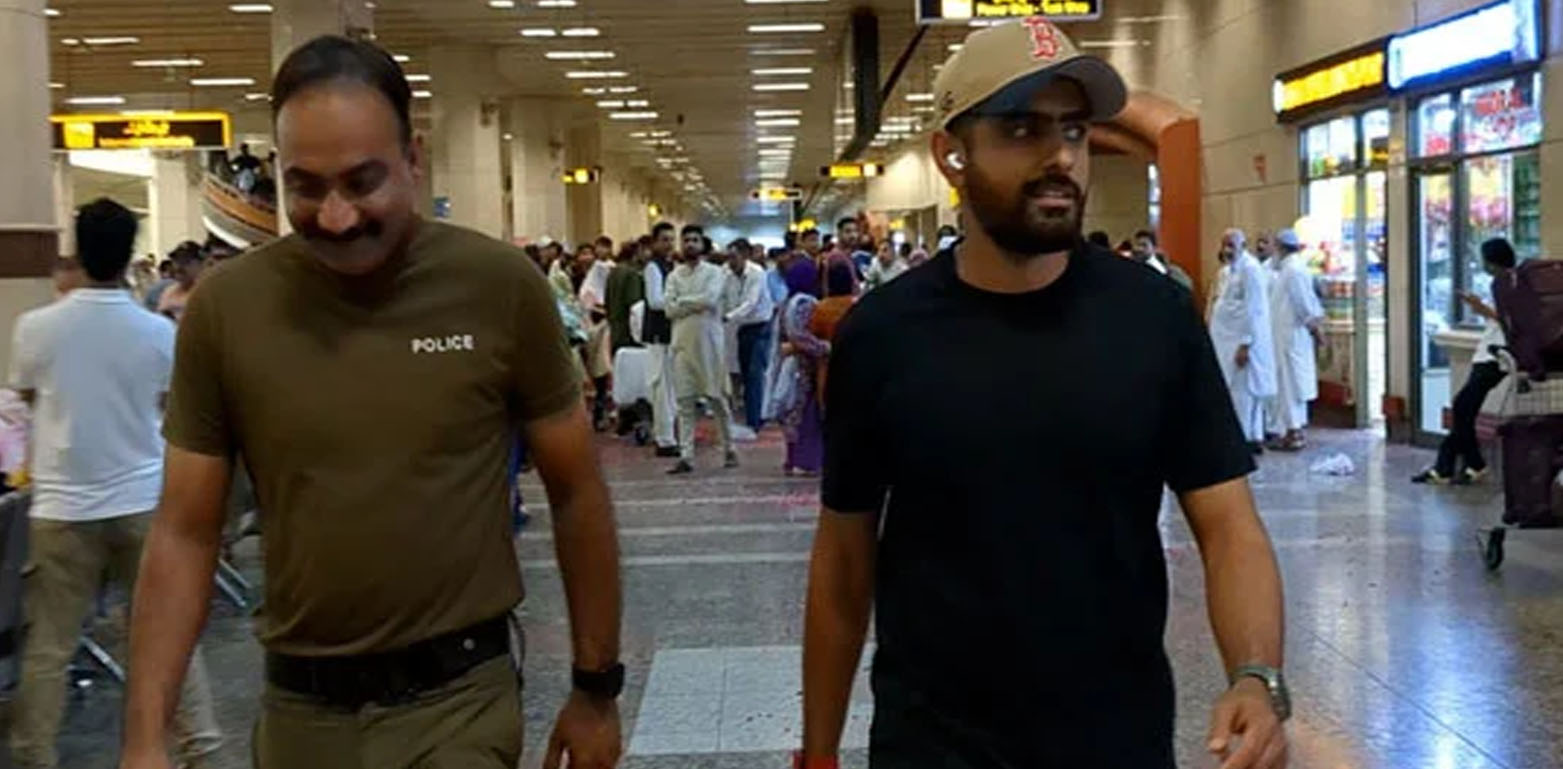 بابر اعظم امریکا سے براستہ دبئی لاہور واپس پہنچ گئے