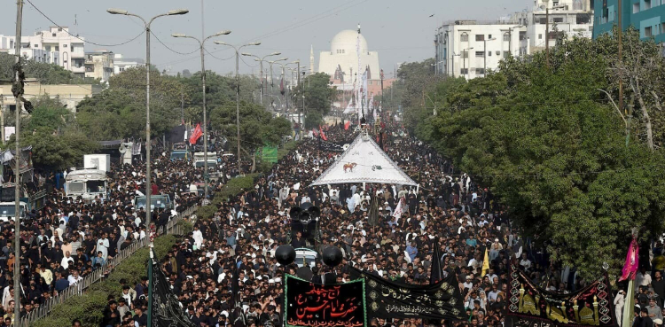 ملک بھر میں چہلم امام حسینؓ عقیدت و احترام سے منایا جا رہا ہے
