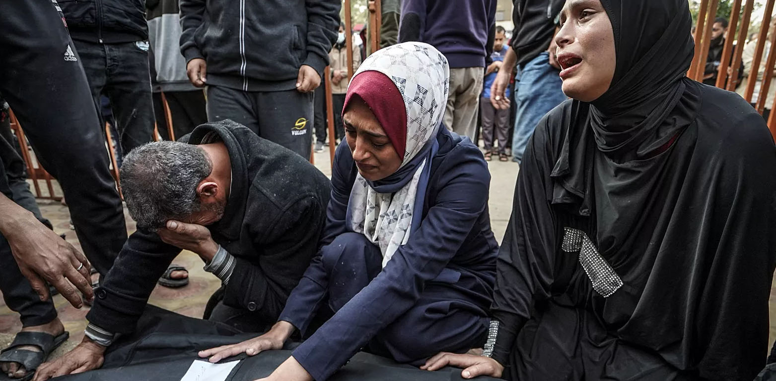 اسرائیلی فوج کے امداد کے منتظر فلسطینیوں پر حملے، مزید 74 فلسطینی شہید